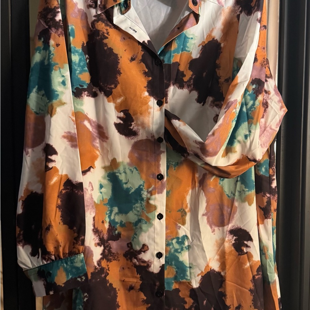 Abstract Print Button-Up Shirt